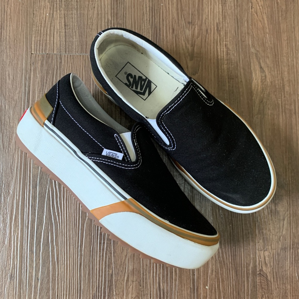 W size 9 platform Vans